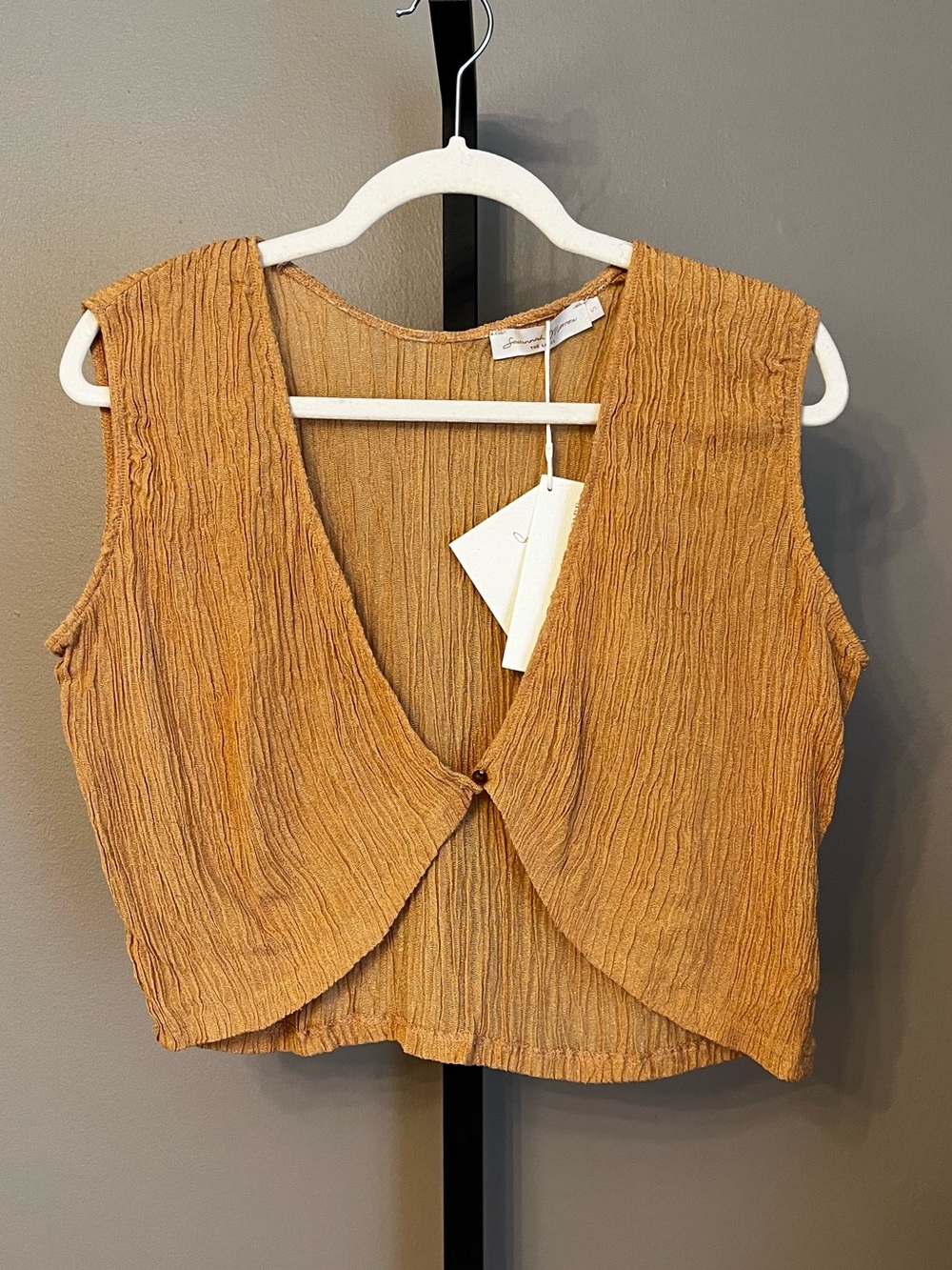 Savannah Morrow the Label Crinkle Zuma Top Sandstone Tan Size Small NWT Resort